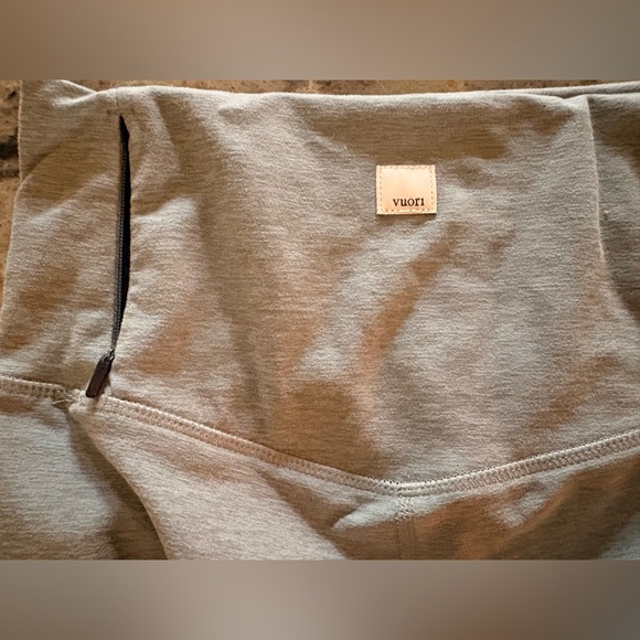 Vuori Clean Elevation Legging, size XS - Picture 5 of 6